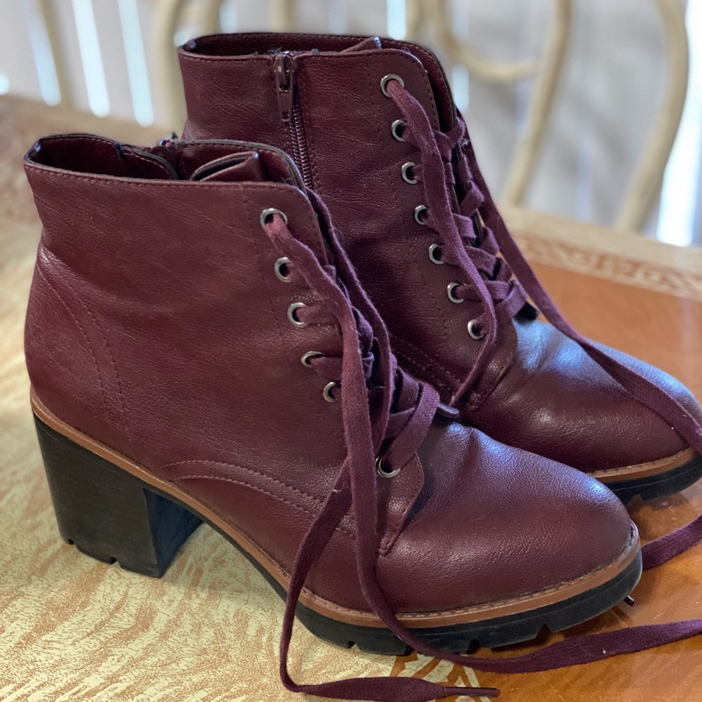 Womens Madalynn Naturalizer heeled boots